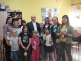 Spotkanie dzieci ze Świetlicy Socjoterapeutycznej w Siedlcach z Księdzem Dyrektorem