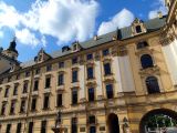 Wrocław - miasto spotkań, mostów i krasnali.